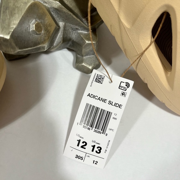 NIB ADIDAS UNI-SEX SLIDES/SANDALS/FLIP-FLOPS - Picture 2 of 13